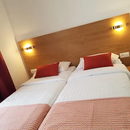 Dupleix Hotel 2*