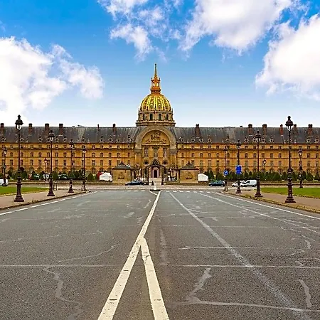 Dupleix Hotel Paris