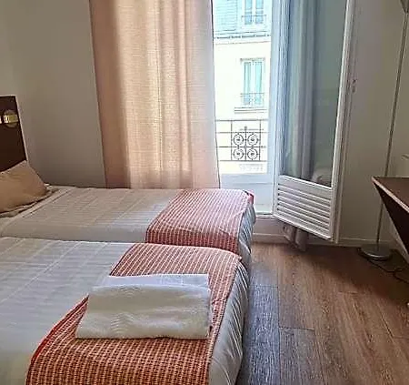 Dupleix Hotel